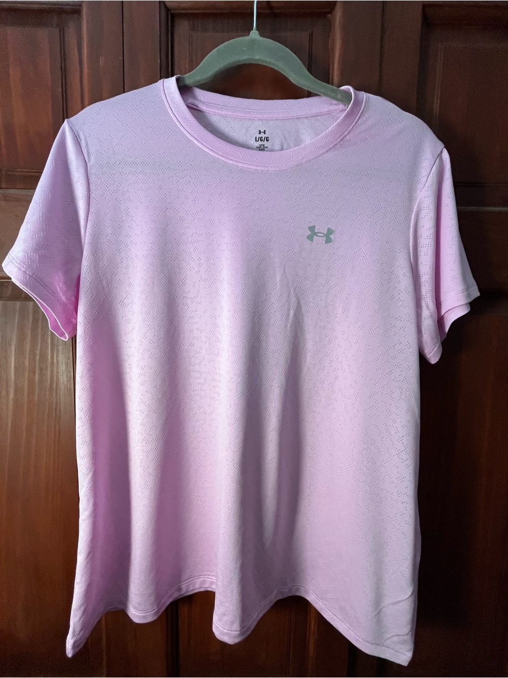 Under Armour Women’s Light Pink Short-Sleeve Athletic Shirt Large